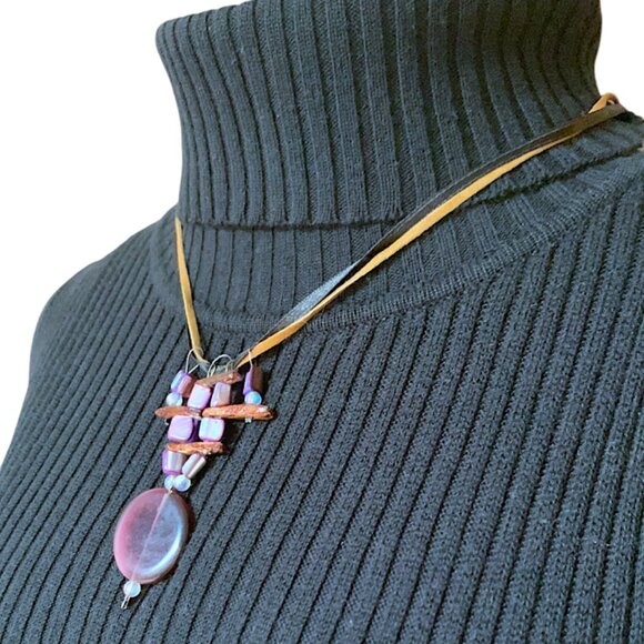 CREATION - Short Necklace - Violet pendant - black & brown ribbons - Picture 2 of 7